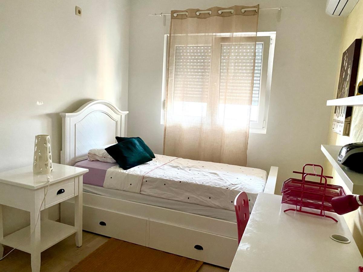 פודגוריצה City Apartment מראה חיצוני תמונה