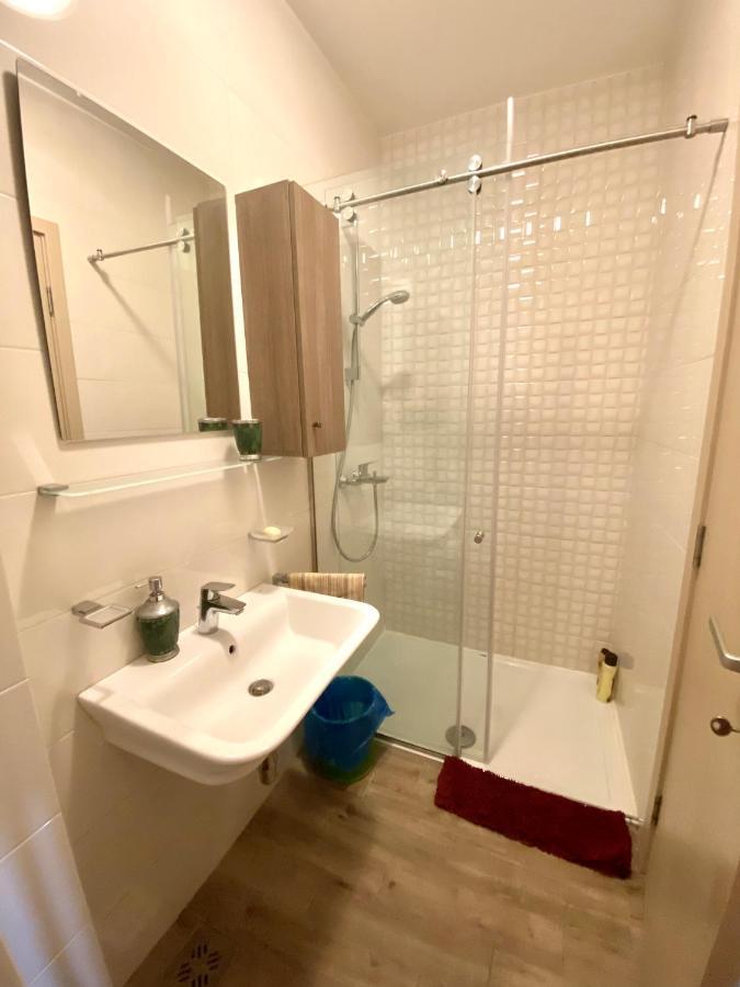 פודגוריצה City Apartment מראה חיצוני תמונה